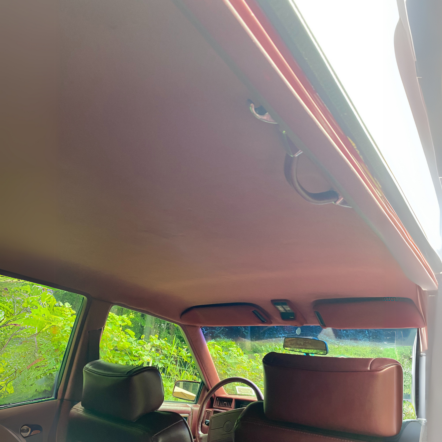 Headliner SunBrite 60" 1855 Garnet Red | SoManySeats