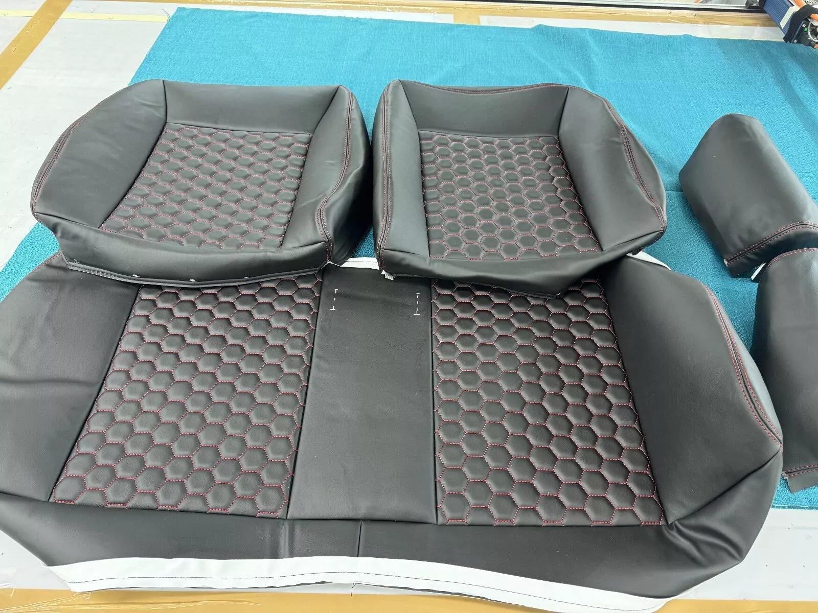 1987-1993 Ford Mustang Seat Upholstery kit (full kit F/R)