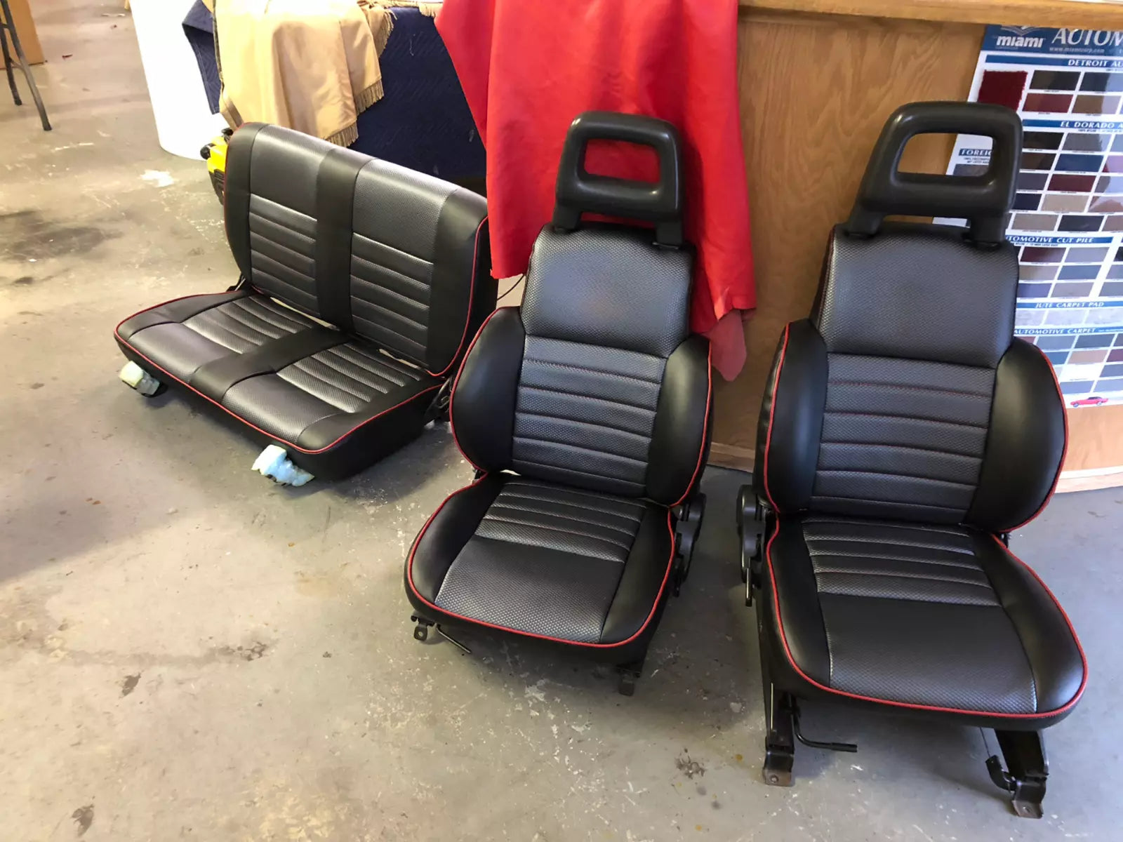 1986-1995 Suzuki Samurai upholstery covers kit (F and R) Black/Grey and Red trim